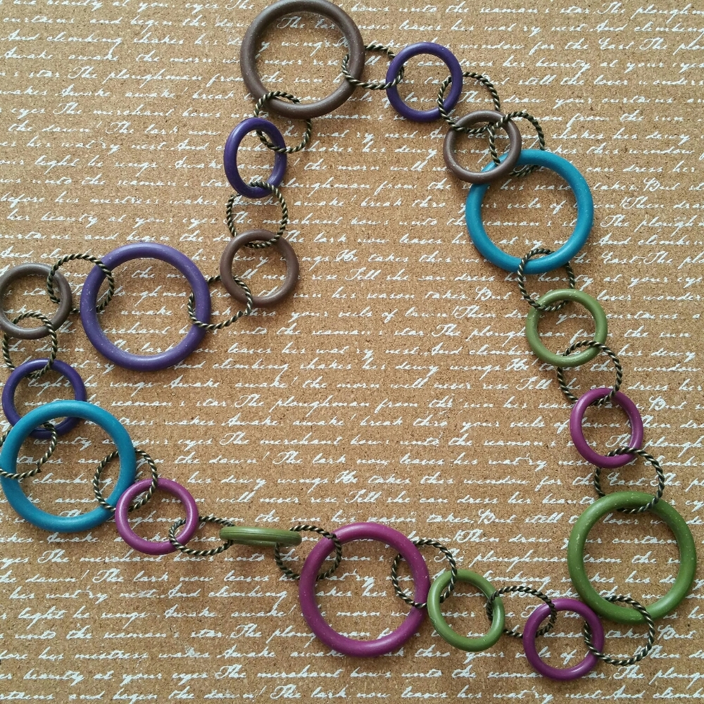 Multiple Colored Circle Necklace - Picture 5 of 6
